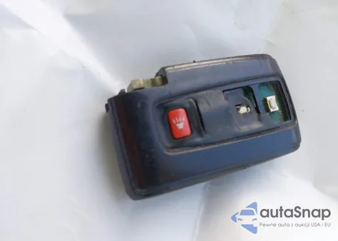 2004 Toyota Prius from USA, damaged, VIN JTDKB20U040012155